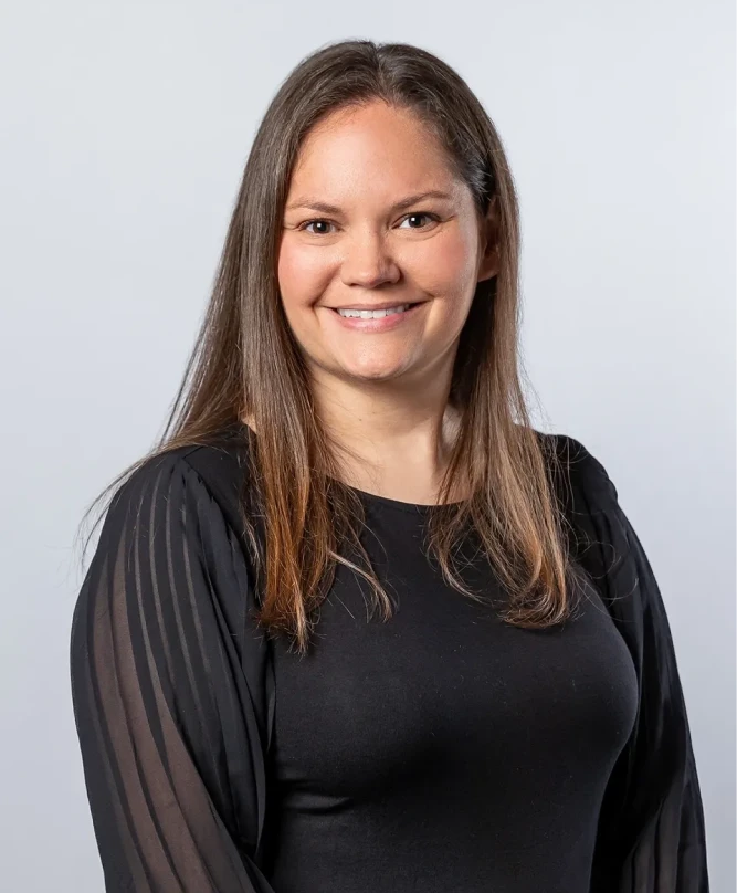 Portrait of a woman with brown hair
